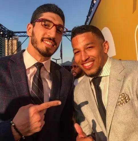 NBA战报：阿门31分，火箭117-98轻取太阳（阿门砍31分，火箭117-98大胜太阳）