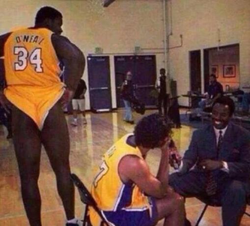 每体：巴萨有罗克20%转会分成，若5000万欧转会可获1000万欧（每体：巴萨握有罗克20%二次转会分成，若5000万欧成交将进账1000万欧）