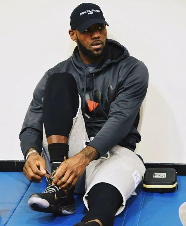 拉比奥时隔660天在意甲破门，且对阵双方主帅相同（拉比奥660天后再度意甲破门，双方主帅未变）