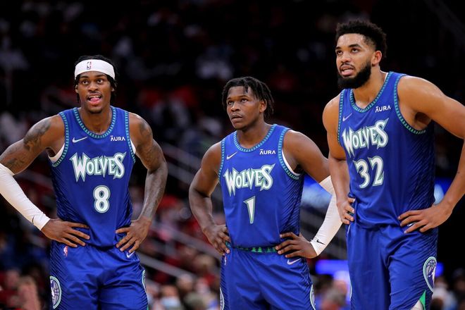 多纳鲁马：1-2之后我们就放弃了比赛，这绝对不应该发生（多纳鲁马：在1-2落后时我们选择了放弃，这种情况不该发生）