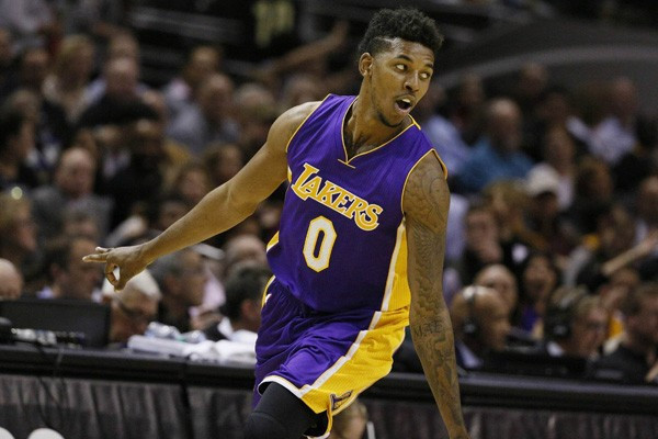 U16男足每场第一球时间：最快6分钟，最晚13分钟（U16男足首球时刻：最早第6分钟，最晚第13分钟）