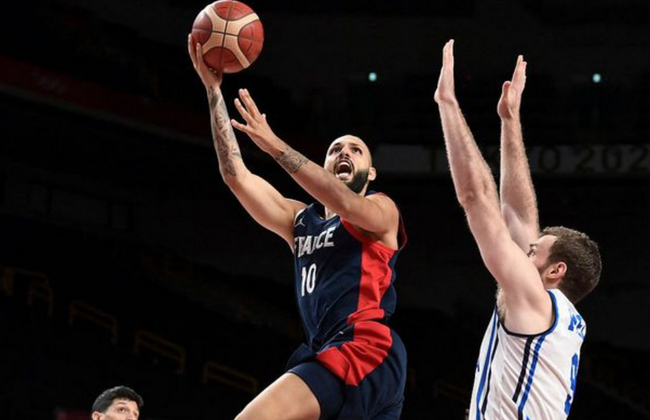 西甲前瞻：马竞本赛季主场保持不败，瓦伦西亚客战能力糟糕（西甲前瞻：马竞本季主场零败绩，瓦伦西亚客场表现低迷）