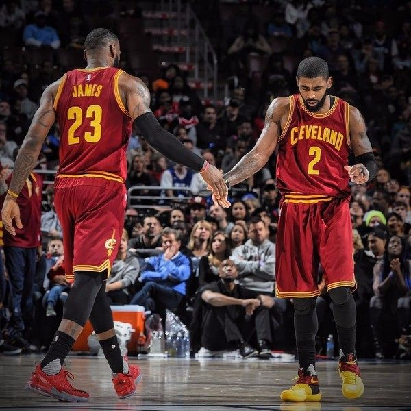 TA：阿隆索帅位暂时安全，输曼城不会让他立刻从皇马下课（TA：阿隆索帅位暂无大碍，哪怕输给曼城也不会立即被皇马解雇）