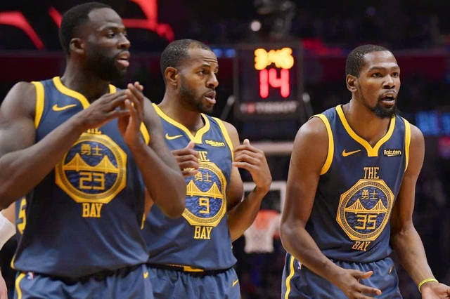 获评10分！陈威全场完成12次扑救，力保海港客场龙门不失（满分10分！陈威12次神扑助海港客场零封对手）